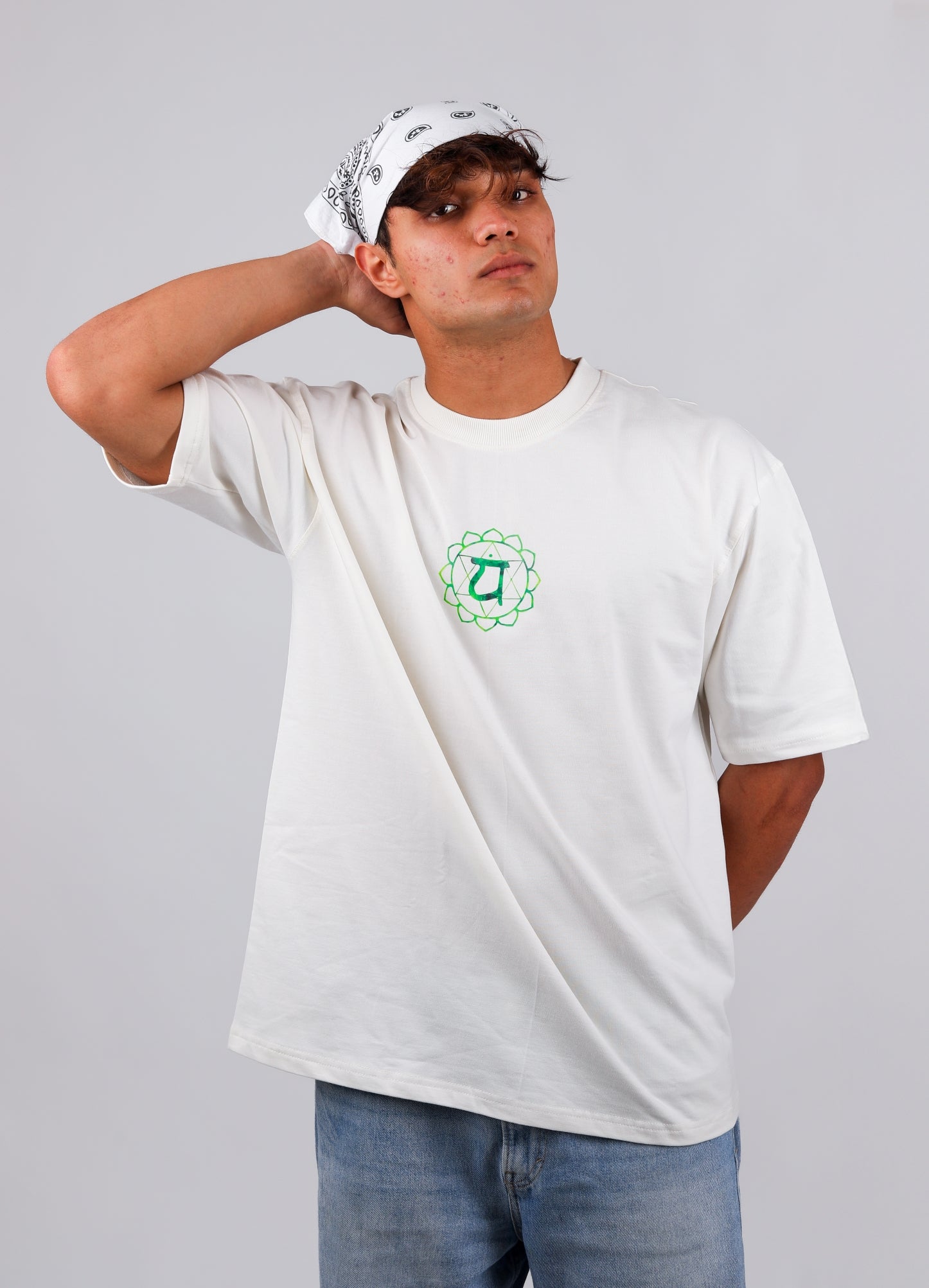 UNCHAINED LOVE T-SHIRT